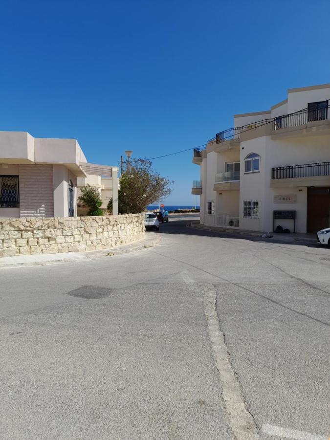 Sunshine Holiday Apartment 5 With Spectacular Seaviews St. Paul's Bay Exterior photo